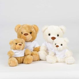 Maci egyedi neves pólóval